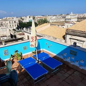 la-terrazza-di-apollo.sicilyhotelsitaly.net/